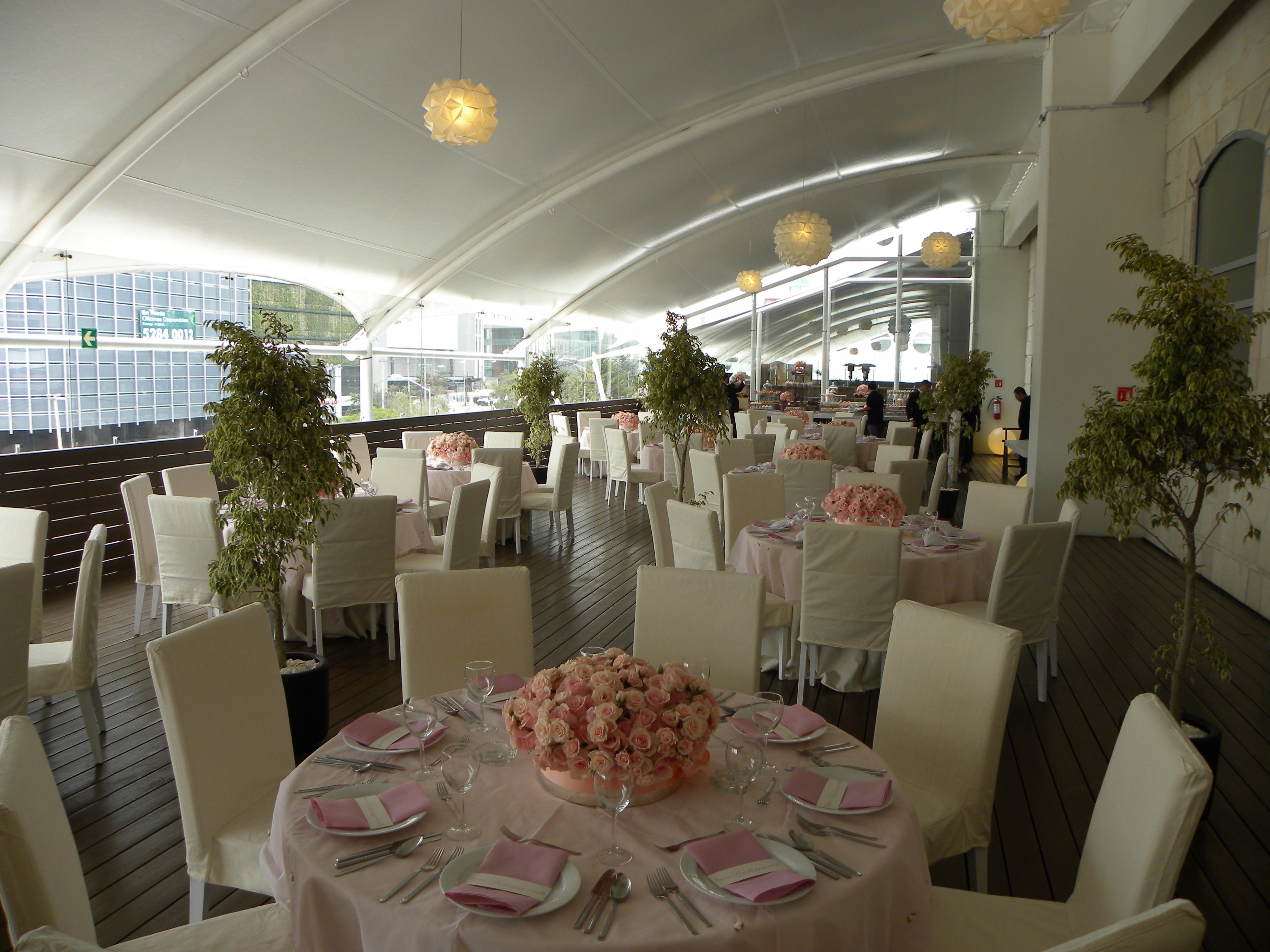 Stadia Suites Mexico City Santa Fe Buitenkant foto The interior of the restaurant